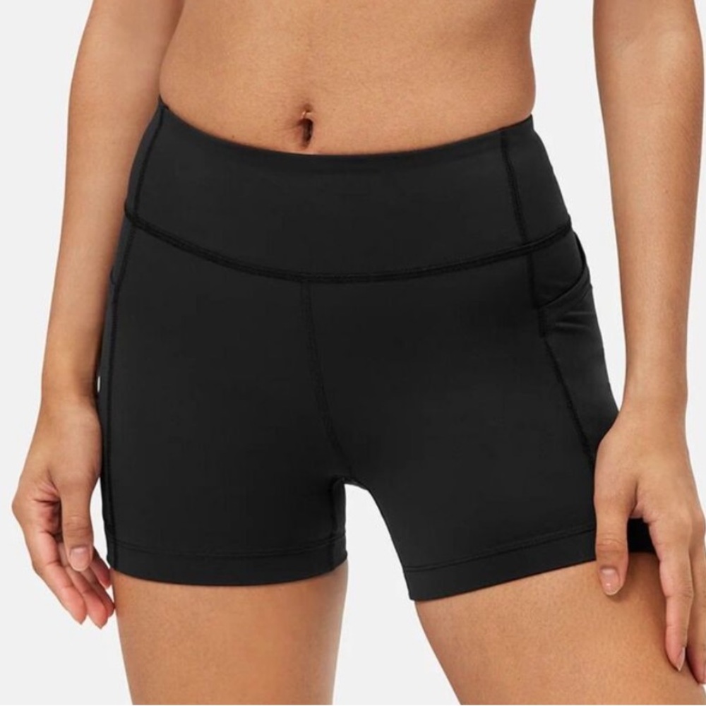 NWT Outdoor Voices SuperForm™ 3.5" Short XS